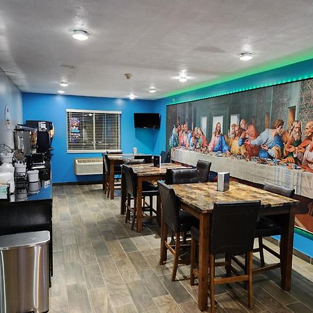 Super Star Inn & Suite Lincoln Crete Екстериор снимка